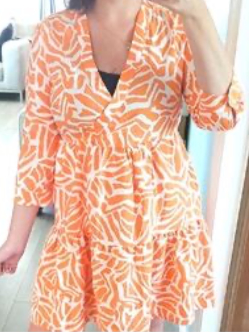 Zoe Rachel Dress size large zebra print tierd v Neck Tiered V-Neck Mini